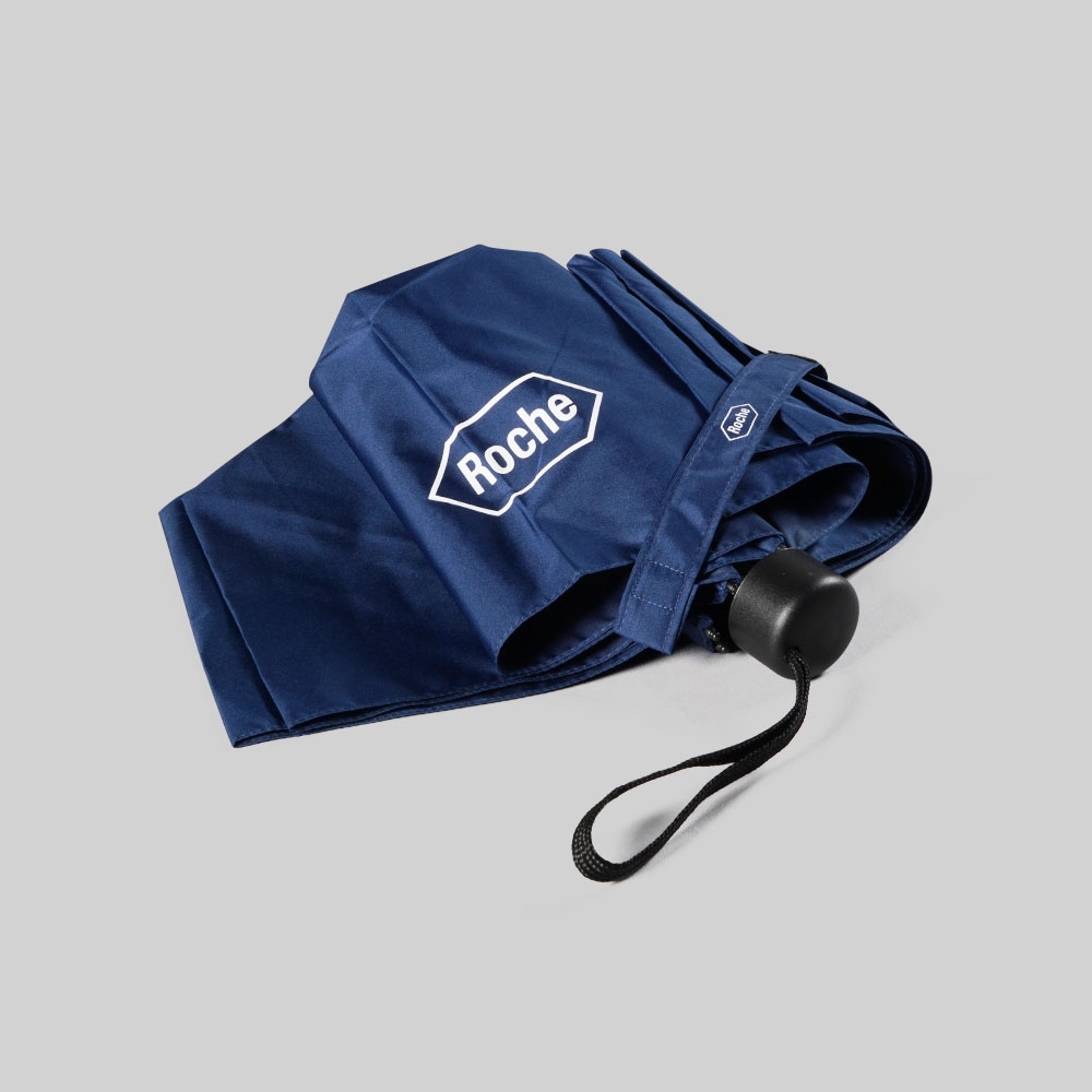 Roche Custom 250T 3-Fold Umbrella | Healthcare Branding Case